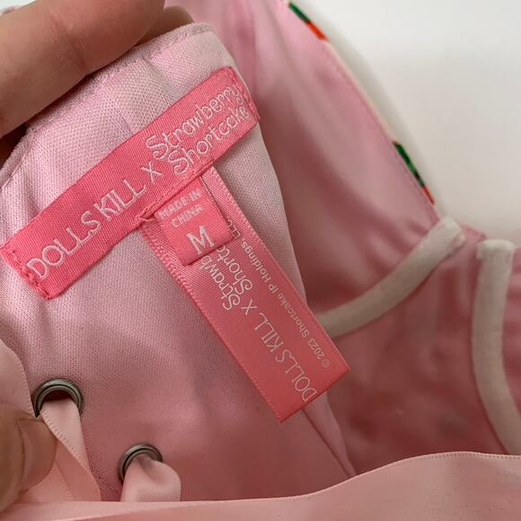 DollsKill Strawberry Shortcake Meadow Greeting Corset Top Strawberry Medium - Picture 10 of 11